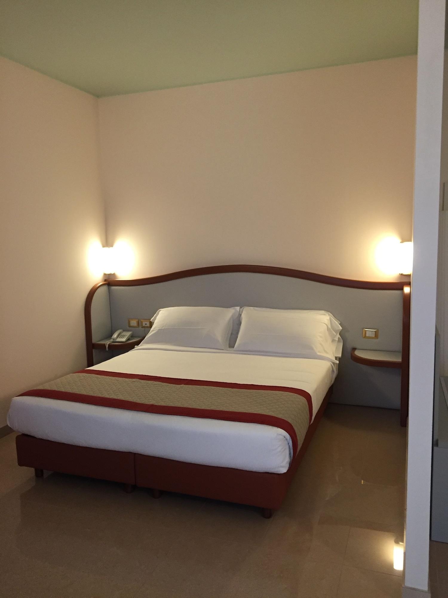 Hotel Verdi Vicenza Luaran gambar