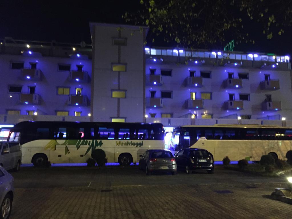 Hotel Verdi Vicenza Luaran gambar